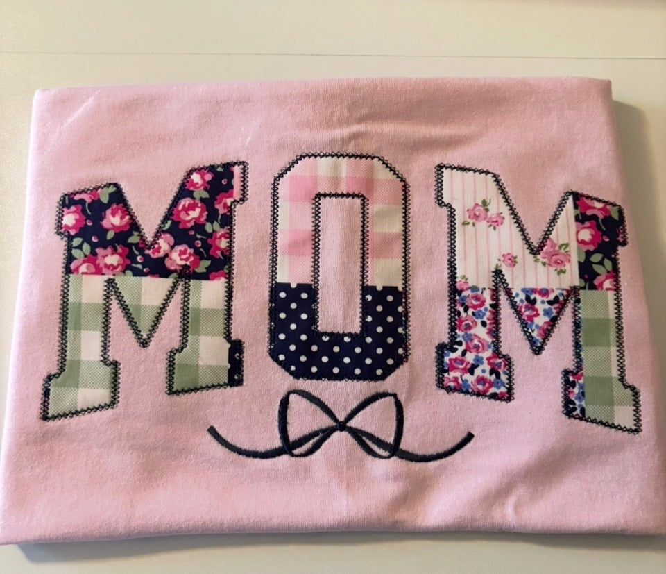 Mom embroidered T-Shirt with the diamond stitch